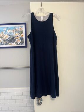 Athleta Womens Reversible Santorini Dress Navy and Gray size Medium NWOT